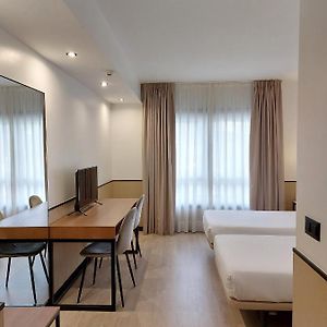 Habitación Superior con 2 Camas Individuales